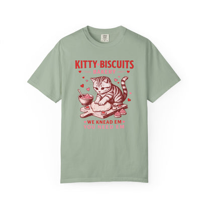 Valentines Cat Comfort Colors Shirt Kitty Biscuits Bakery T-Shirt Funny Vday Cat Lover Tee Cute Kitten Baking Cookies Love Tshirt Girlfriend